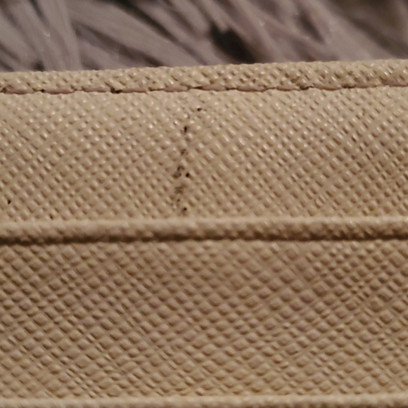 Kate Spade wallet - Picture 7 of 7